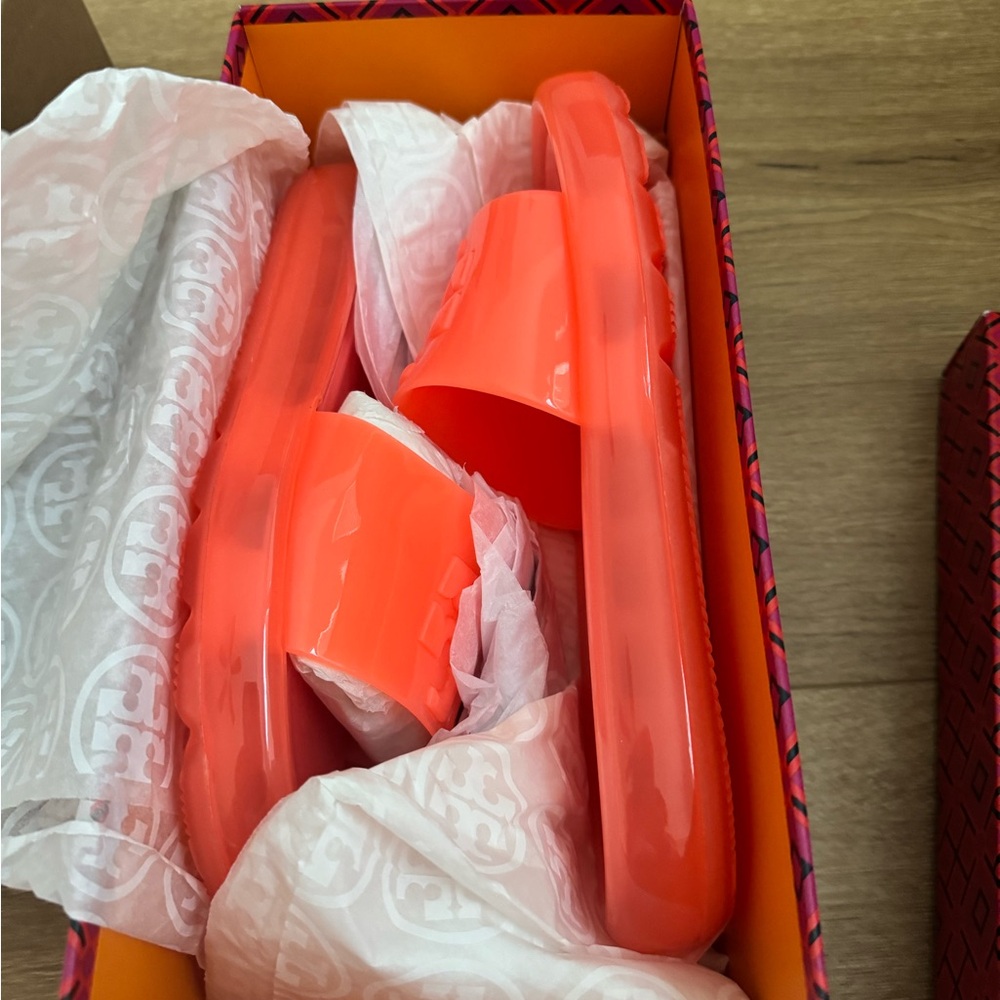 Tory Burch Neon Coral Logo Slide Sandals - Picture 2 of 6